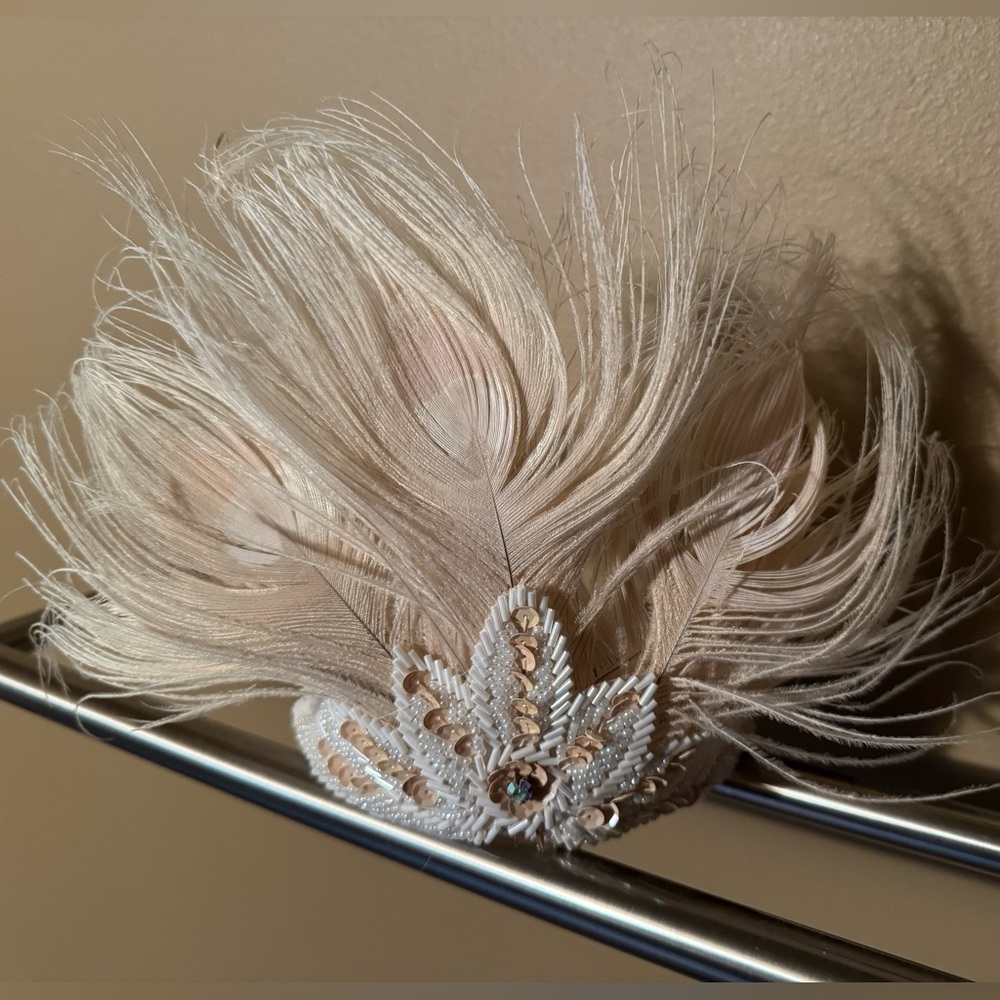 White Ostrich feather Flapper Girl headband/fascinator.